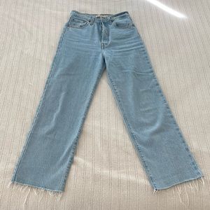 Levi’s Ribcage Straight Ankle Jeans - size 26